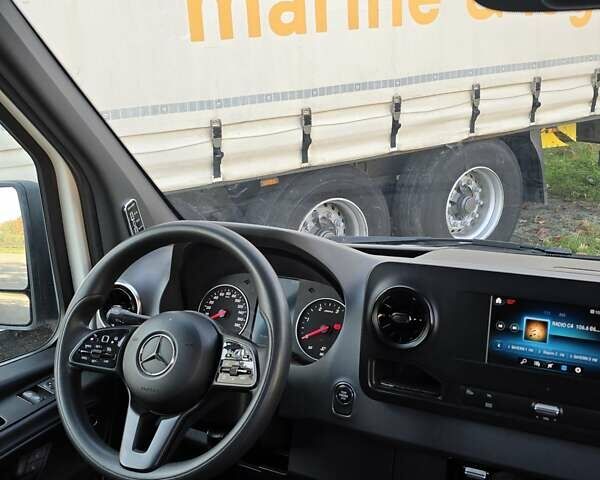 Белый Мерседес Sprinter, объемом двигателя 2.99 л и пробегом 650 тыс. км за 37000 $, фото 29 на Automoto.ua