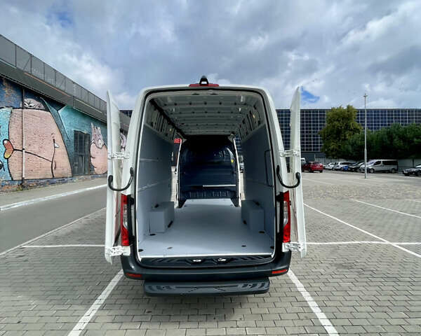 Белый Мерседес Sprinter, объемом двигателя 2.2 л и пробегом 155 тыс. км за 26500 $, фото 22 на Automoto.ua