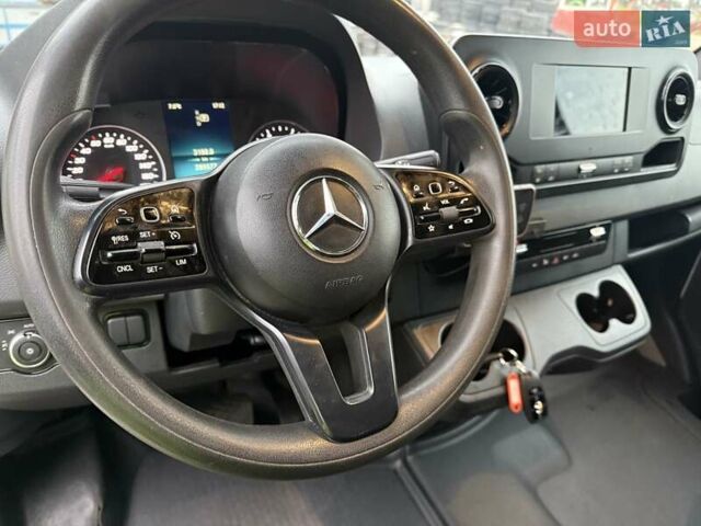 Белый Мерседес Sprinter, объемом двигателя 2.14 л и пробегом 282 тыс. км за 23543 $, фото 21 на Automoto.ua