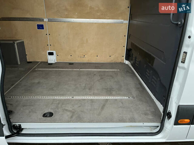 Білий Мерседес Sprinter, об'ємом двигуна 2.2 л та пробігом 131 тис. км за 22999 $, фото 29 на Automoto.ua