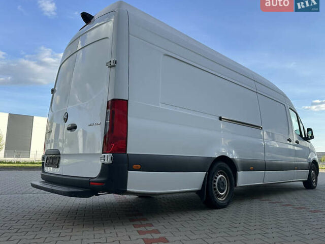 Белый Мерседес Sprinter, объемом двигателя 2.2 л и пробегом 360 тыс. км за 27000 $, фото 15 на Automoto.ua