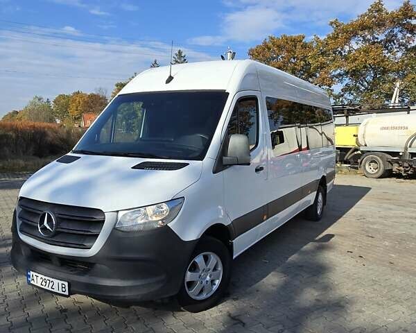 Белый Мерседес Sprinter, объемом двигателя 2.99 л и пробегом 650 тыс. км за 37000 $, фото 23 на Automoto.ua