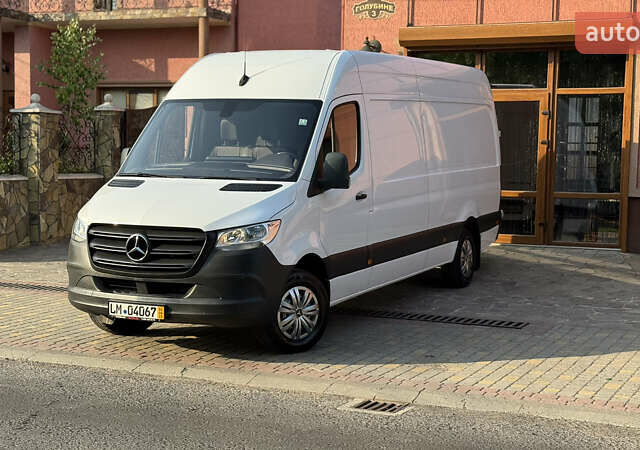 Белый Мерседес Sprinter, объемом двигателя 2.14 л и пробегом 280 тыс. км за 30027 $, фото 9 на Automoto.ua
