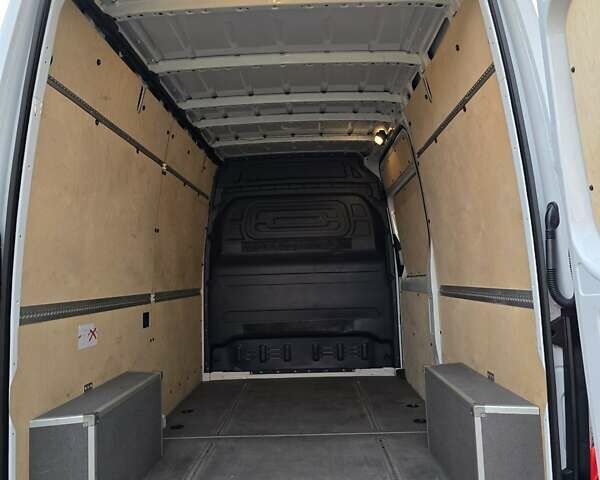 Білий Мерседес Sprinter, об'ємом двигуна 2.14 л та пробігом 131 тис. км за 21422 $, фото 57 на Automoto.ua