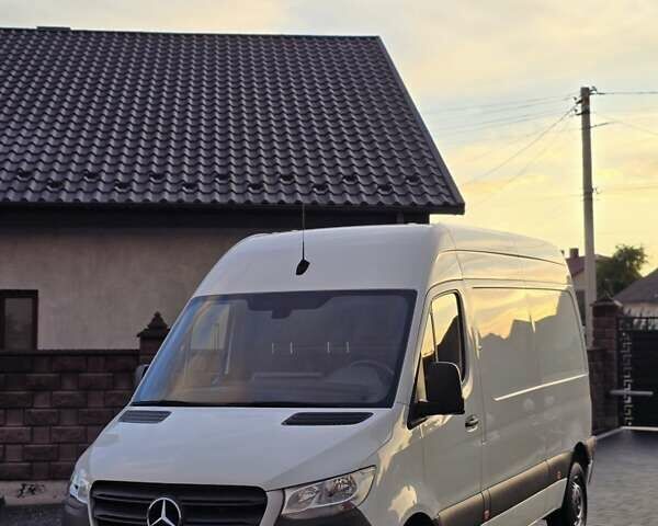 Білий Мерседес Sprinter, об'ємом двигуна 2.14 л та пробігом 131 тис. км за 21422 $, фото 10 на Automoto.ua