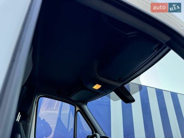 Білий Мерседес Sprinter, об'ємом двигуна 2.14 л та пробігом 261 тис. км за 24900 $, фото 65 на Automoto.ua