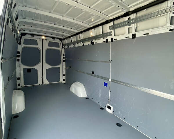 Белый Мерседес Sprinter, объемом двигателя 2.2 л и пробегом 257 тыс. км за 26000 $, фото 56 на Automoto.ua