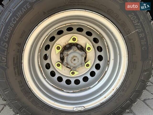 Білий Мерседес Sprinter, об'ємом двигуна 2.1 л та пробігом 186 тис. км за 32000 $, фото 24 на Automoto.ua