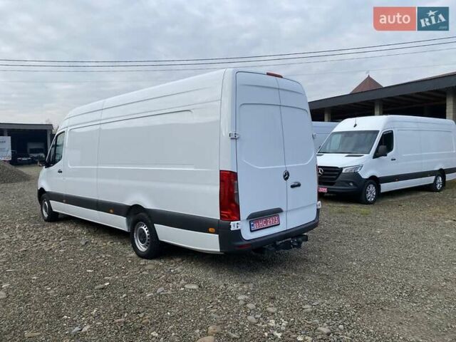 Белый Мерседес Sprinter, объемом двигателя 2.2 л и пробегом 256 тыс. км за 24500 $, фото 11 на Automoto.ua