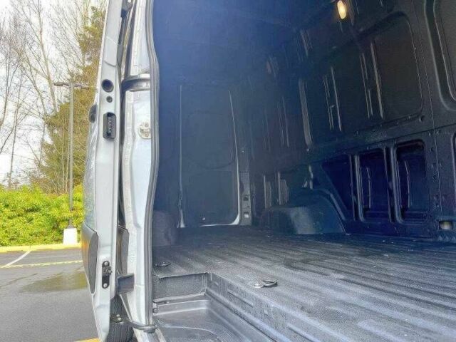 Білий Мерседес Sprinter, об'ємом двигуна 3 л та пробігом 120 тис. км за 13500 $, фото 18 на Automoto.ua