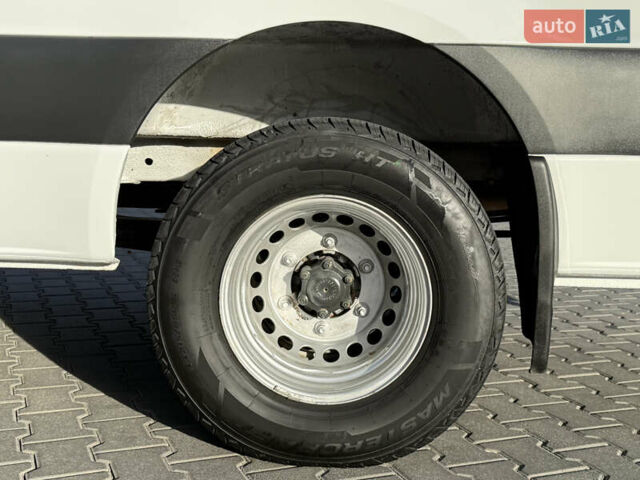 Мерседес Sprinter 2019 у Чернівцях на Automoto.ua Білий Мерседес Sprinter, об'ємом двигуна 3 л та пробігом 109 тис. км за 51500 $, фото 13 на Automoto.ua