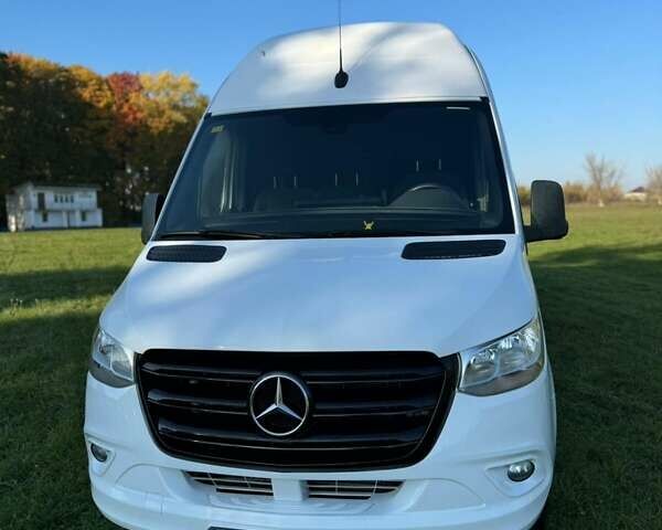 Білий Мерседес Sprinter, об'ємом двигуна 3 л та пробігом 488 тис. км за 47036 $, фото 6 на Automoto.ua