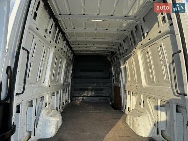 Білий Мерседес Sprinter, об'ємом двигуна 30 л та пробігом 198 тис. км за 28500 $, фото 6 на Automoto.ua