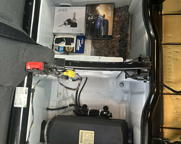 Белый Мерседес Sprinter, объемом двигателя 2.14 л и пробегом 306 тыс. км за 28700 $, фото 51 на Automoto.ua