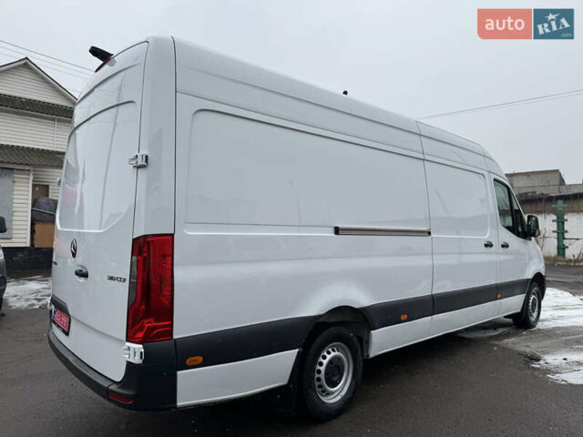 Белый Мерседес Sprinter, объемом двигателя 2.14 л и пробегом 262 тыс. км за 23700 $, фото 14 на Automoto.ua