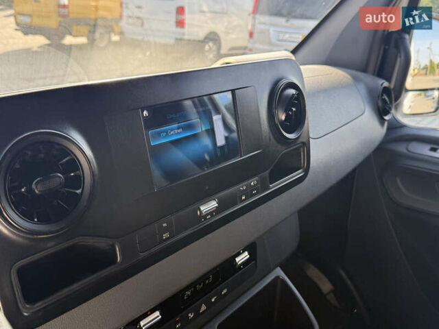 Белый Мерседес Sprinter, объемом двигателя 2.14 л и пробегом 234 тыс. км за 20800 $, фото 11 на Automoto.ua