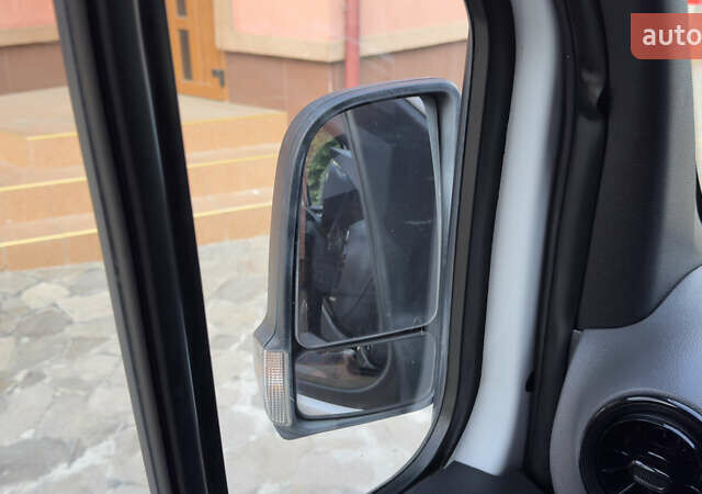 Белый Мерседес Sprinter, объемом двигателя 2.14 л и пробегом 280 тыс. км за 30027 $, фото 93 на Automoto.ua