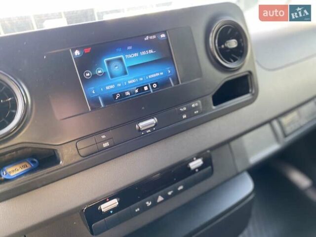 Белый Мерседес Sprinter, объемом двигателя 2.2 л и пробегом 256 тыс. км за 24500 $, фото 47 на Automoto.ua