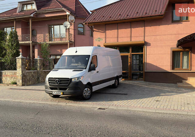 Белый Мерседес Sprinter, объемом двигателя 2.14 л и пробегом 280 тыс. км за 30116 $, фото 8 на Automoto.ua