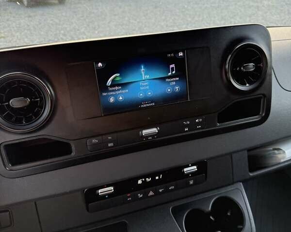 Белый Мерседес Sprinter, объемом двигателя 2.14 л и пробегом 294 тыс. км за 23599 $, фото 38 на Automoto.ua