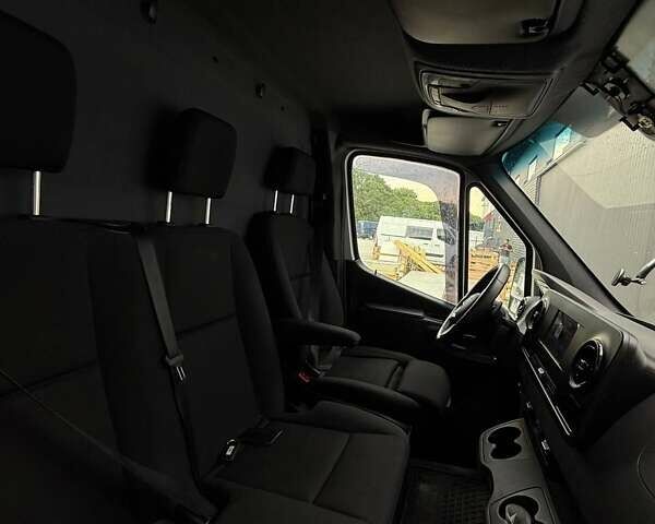 Білий Мерседес Sprinter, об'ємом двигуна 2.2 л та пробігом 227 тис. км за 38000 $, фото 12 на Automoto.ua