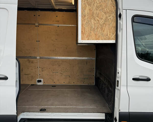 Білий Мерседес Sprinter, об'ємом двигуна 2.14 л та пробігом 290 тис. км за 22500 $, фото 13 на Automoto.ua