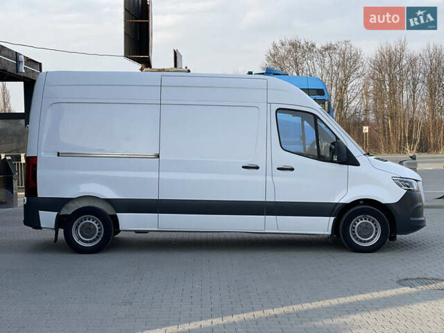 Белый Мерседес Sprinter, объемом двигателя 2.2 л и пробегом 45 тыс. км за 27800 $, фото 7 на Automoto.ua