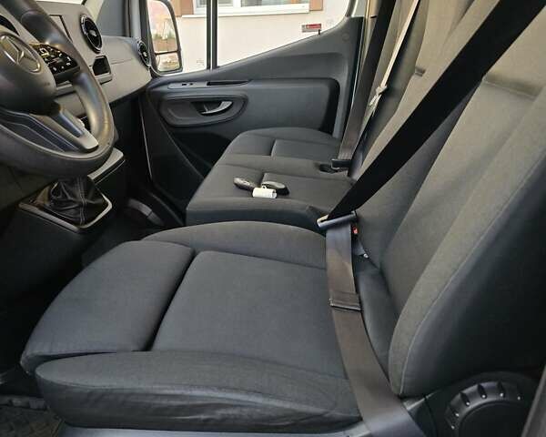 Білий Мерседес Sprinter, об'ємом двигуна 2.14 л та пробігом 131 тис. км за 21422 $, фото 45 на Automoto.ua