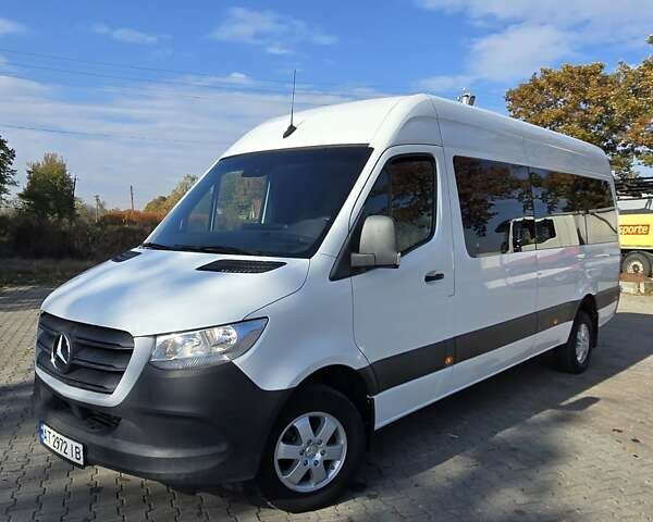 Белый Мерседес Sprinter, объемом двигателя 2.99 л и пробегом 650 тыс. км за 37000 $, фото 24 на Automoto.ua