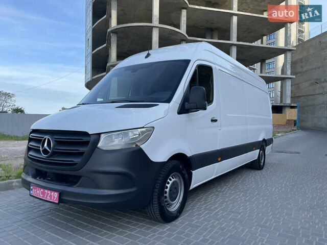 Білий Мерседес Sprinter, об'ємом двигуна 2.2 л та пробігом 280 тис. км за 23800 $, фото 1 на Automoto.ua