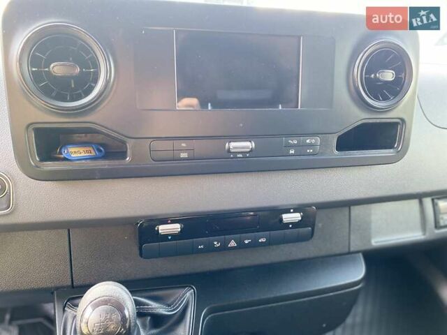 Белый Мерседес Sprinter, объемом двигателя 2.2 л и пробегом 256 тыс. км за 24500 $, фото 42 на Automoto.ua