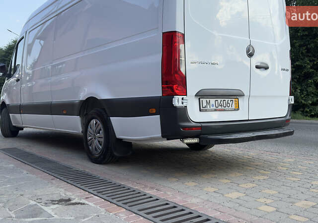 Белый Мерседес Sprinter, объемом двигателя 2.14 л и пробегом 280 тыс. км за 30027 $, фото 17 на Automoto.ua
