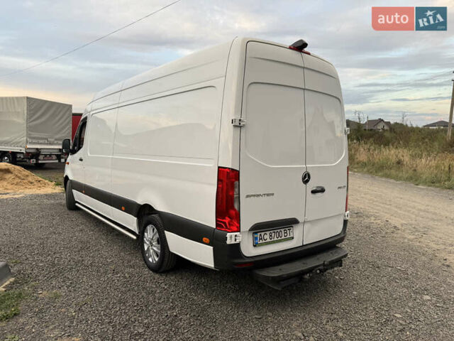Білий Мерседес Sprinter, об'ємом двигуна 2.14 л та пробігом 290 тис. км за 22500 $, фото 5 на Automoto.ua