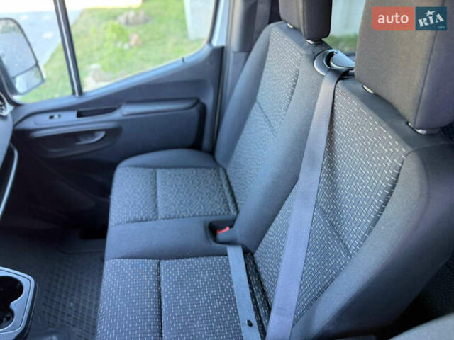 Белый Мерседес Sprinter, объемом двигателя 3 л и пробегом 183 тыс. км за 46623 $, фото 14 на Automoto.ua