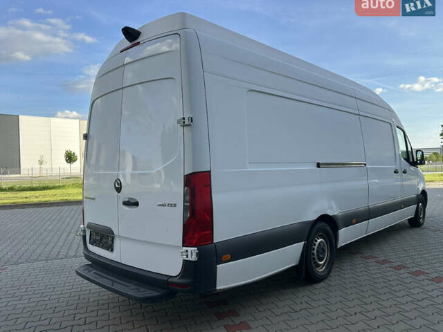 Белый Мерседес Sprinter, объемом двигателя 2.2 л и пробегом 360 тыс. км за 27000 $, фото 9 на Automoto.ua