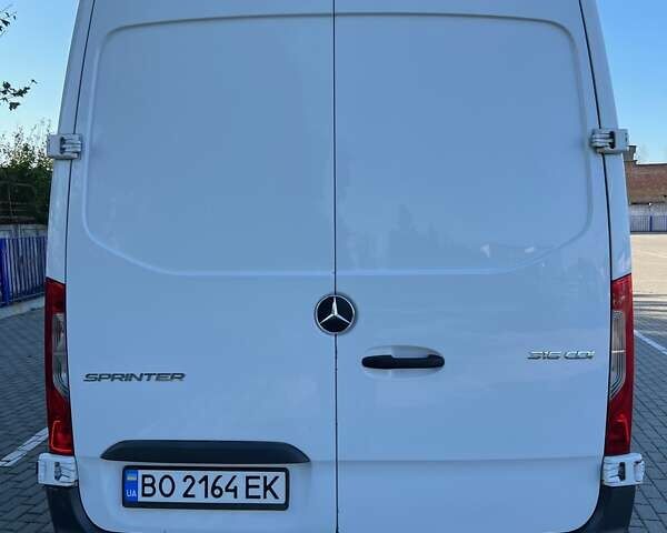 Белый Мерседес Sprinter, объемом двигателя 2.14 л и пробегом 690 тыс. км за 26000 $, фото 4 на Automoto.ua