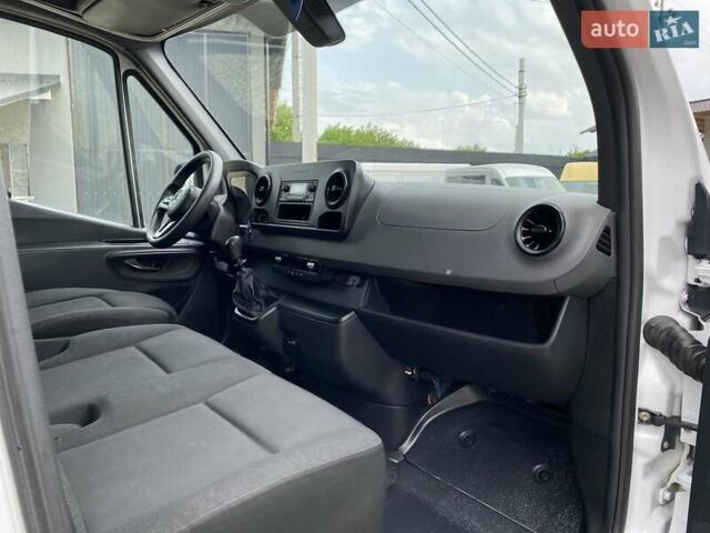 Белый Мерседес Sprinter, объемом двигателя 2.2 л и пробегом 156 тыс. км за 23850 $, фото 34 на Automoto.ua