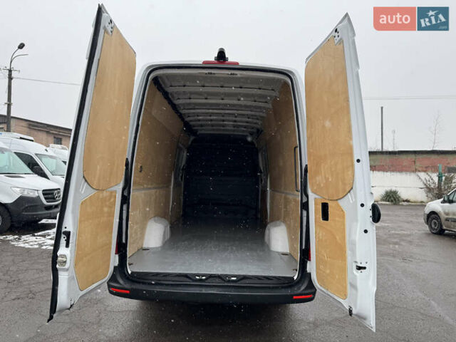 Белый Мерседес Sprinter, объемом двигателя 2.14 л и пробегом 262 тыс. км за 23700 $, фото 31 на Automoto.ua