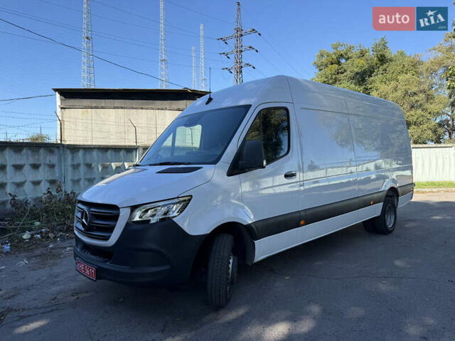 Белый Мерседес Sprinter, объемом двигателя 2.2 л и пробегом 270 тыс. км за 34900 $, фото 4 на Automoto.ua