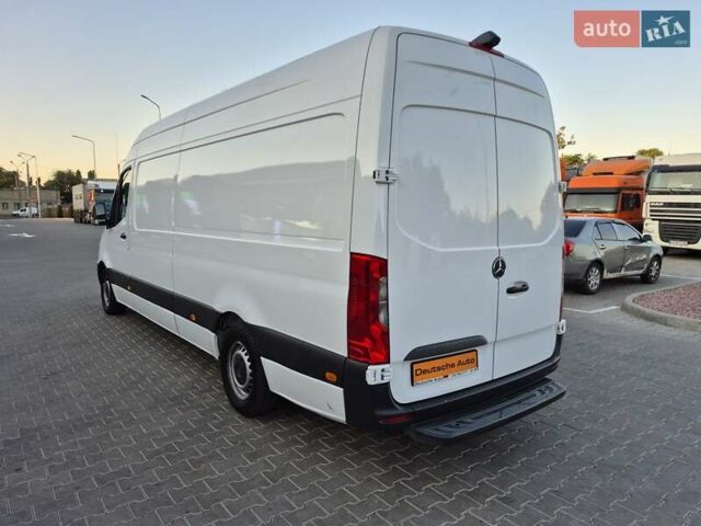 Белый Мерседес Sprinter, объемом двигателя 0 л и пробегом 236 тыс. км за 23555 $, фото 23 на Automoto.ua