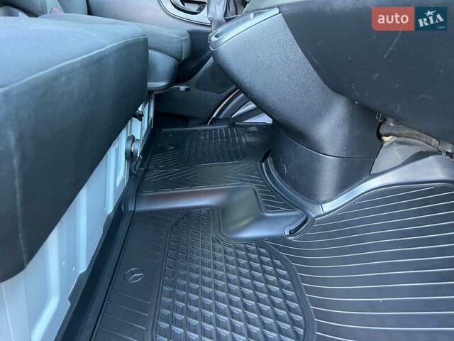 Білий Мерседес Sprinter, об'ємом двигуна 2.14 л та пробігом 690 тис. км за 26000 $, фото 25 на Automoto.ua