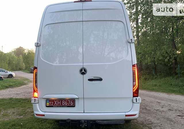 Белый Мерседес Sprinter, объемом двигателя 0 л и пробегом 420 тыс. км за 39700 $, фото 41 на Automoto.ua