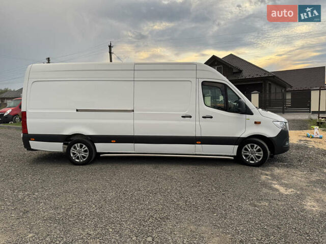 Білий Мерседес Sprinter, об'ємом двигуна 2.14 л та пробігом 290 тис. км за 22500 $, фото 2 на Automoto.ua