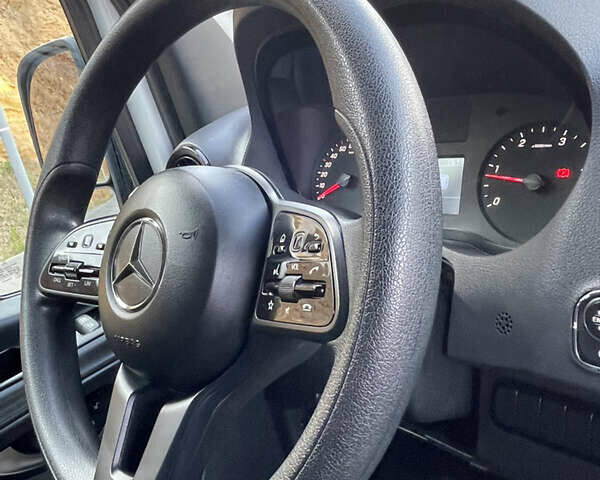Білий Мерседес Sprinter, об'ємом двигуна 2.2 л та пробігом 280 тис. км за 23800 $, фото 46 на Automoto.ua