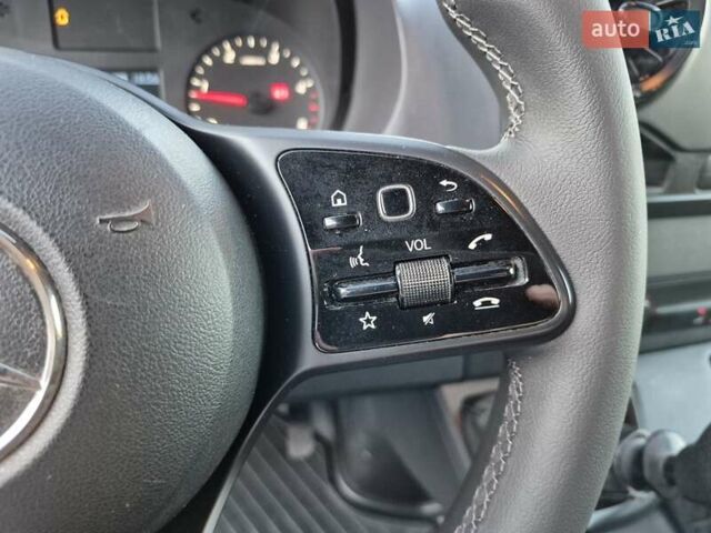 Белый Мерседес Sprinter, объемом двигателя 0 л и пробегом 236 тыс. км за 23555 $, фото 29 на Automoto.ua