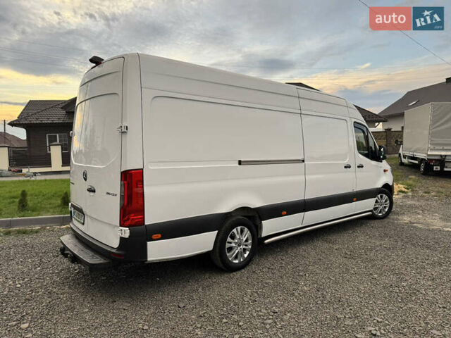 Білий Мерседес Sprinter, об'ємом двигуна 2.14 л та пробігом 290 тис. км за 22500 $, фото 3 на Automoto.ua