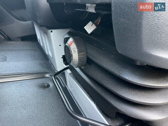 Білий Мерседес Sprinter, об'ємом двигуна 2.2 л та пробігом 280 тис. км за 23800 $, фото 31 на Automoto.ua