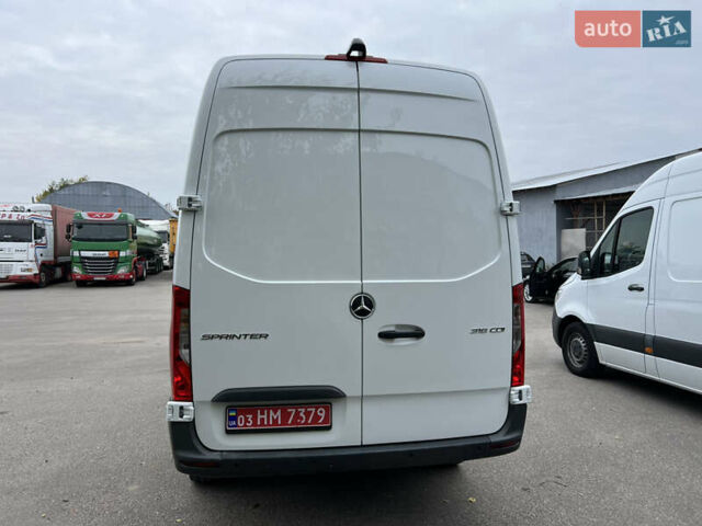 Белый Мерседес Sprinter, объемом двигателя 2.2 л и пробегом 237 тыс. км за 23900 $, фото 6 на Automoto.ua