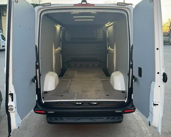 Белый Мерседес Sprinter, объемом двигателя 2.2 л и пробегом 180 тыс. км за 27900 $, фото 12 на Automoto.ua