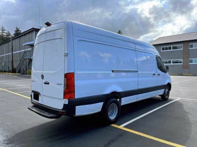 Білий Мерседес Sprinter, об'ємом двигуна 3 л та пробігом 120 тис. км за 13500 $, фото 6 на Automoto.ua